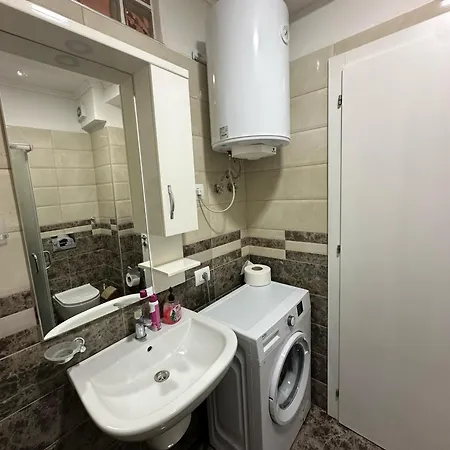 Ameliani Apartment