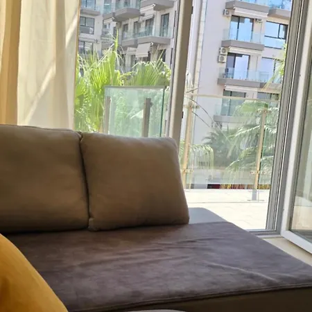 Apartment Ameliani *
